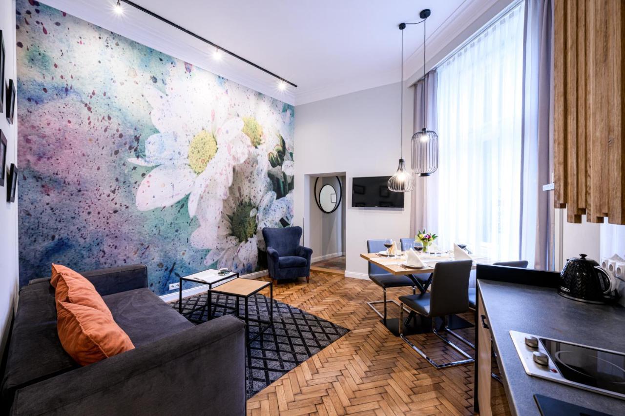 Arts Apartments - Krakow Old Town Eksteriør bilde